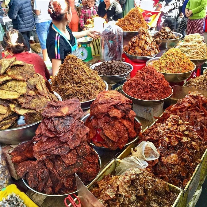 Thiên đường ẩm thực ở 3 khu chợ nổi tiếng Đà Nẵng ảnh 04