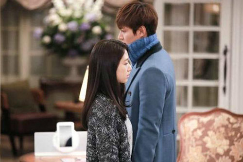 Bỏ rơi người yêu lúc cơ hàn, chàng trai không ngờ lại tương phùng trong cảnh ngộ éo le