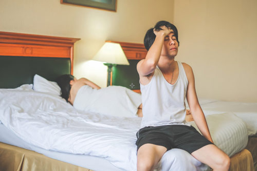 Vợ không làm việc nhà: Chồng nhắc nhở thì gào lên một “câu thần chú” khiến anh ta đứng hình