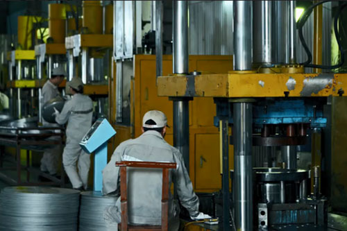 Bộ Tài chính giảm phí trong giao dịch bảo đảm và an toàn lao động