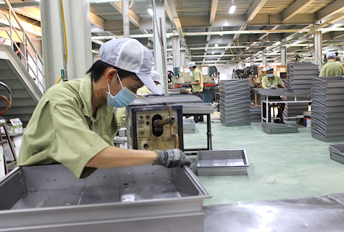 Xuất khẩu hậu Covid-19: Doanh nghiệp cần vai trò 'bà đỡ' của Nhà nước