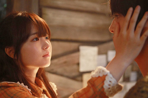 Nếu đang yêu mà đột nhiên thấy ''chán'', hãy đọc ngay những bí quyết này nhé