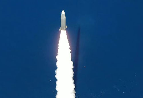 Căng thẳng gia tăng với Iran, Israel phóng thử tên lửa đạn đạo ở Địa Trung Hải