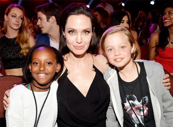 The biological daughter of Angelina Jolie and Brad Pitt became the youngest idol of the LGBT community