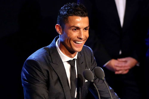 Ronaldo có kế hoạch tới Mỹ thi đấu và dấn thân Hollywood trong tương lai