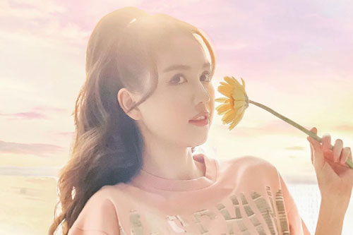 Ngọc Trinh khoe  tình cảm "ngọt ngào" mà bạn trai giành cho mình 