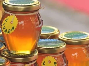 Uống bao nhiêu mật ong hàng ngày là phù hợp?