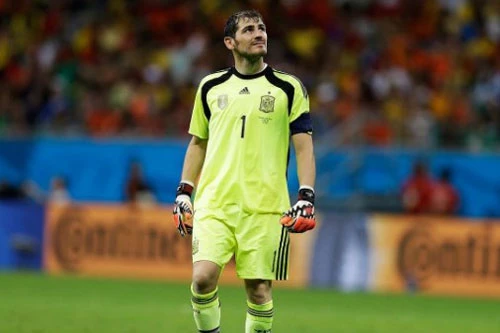 Ikes Casillas (Tây Ban Nha - Thi đấu cho đội tuyển quốc gia 167 trận).