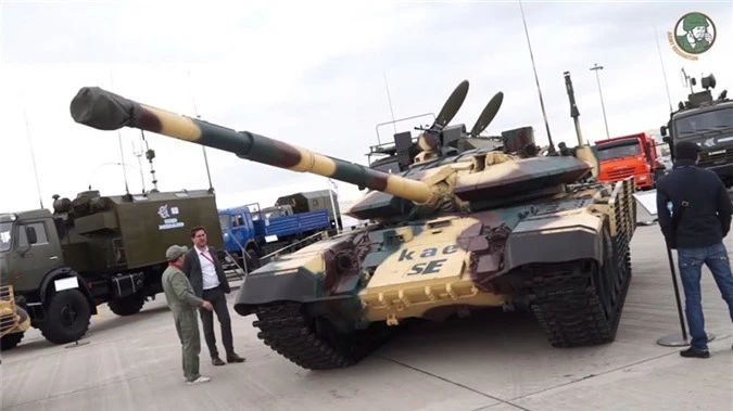 Kazakhstan trang bi xe tang T-72 do Tho Nhi Ky nang cap cuc manh-Hinh-7