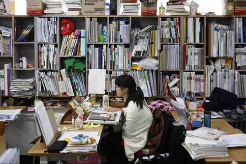 Cô gái kiếm 22 triệu/tháng than mệt mỏi, không có thời gian để tìm người yêu, dân mạng: 'Ơ hay, gì cũng có giá của nó'