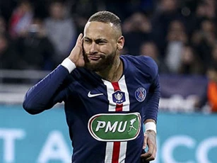 PSG lại "tát cho Barca tỉnh ngủ" vụ Neymar