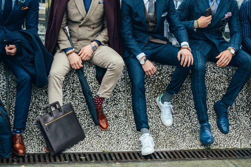 Nam giới đi giày tây cùng suit thế nào mới đúng chuẩn?