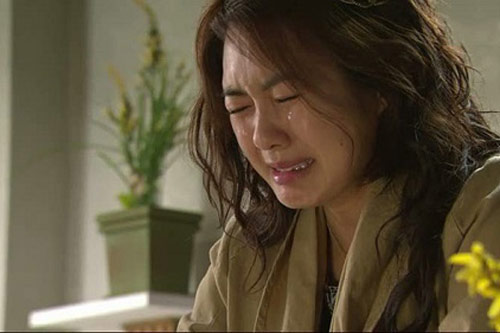 Vì yêu tôi chấp nhận làm người thứ 3 để rồi bị anh đay nghiến: 'Loại như cô tôi kiếm cả mớ'