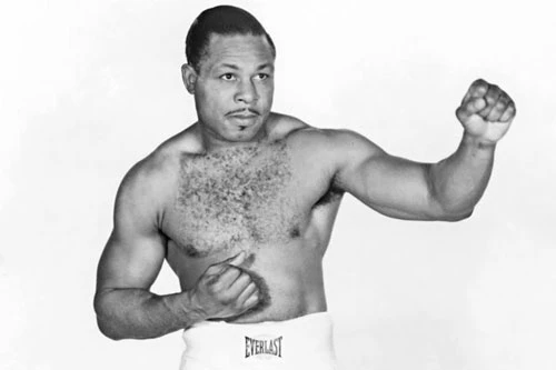 8. Archie Moore (Mỹ - Thắng 186, hòa 23, thua 10).