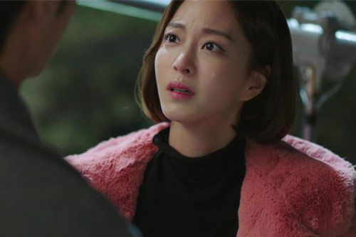 Nghi ngờ vợ dối trá bắt tôi “đổ vỏ” vì con gái càng lớn càng không giống bố