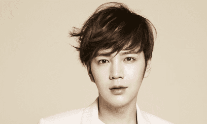 'Hoàng tử châu Á' Jang Geun Suk lặng lẽ xuất ngũ sau lùm xùm mẹ ruột trốn thuế 20 tỷ đồng