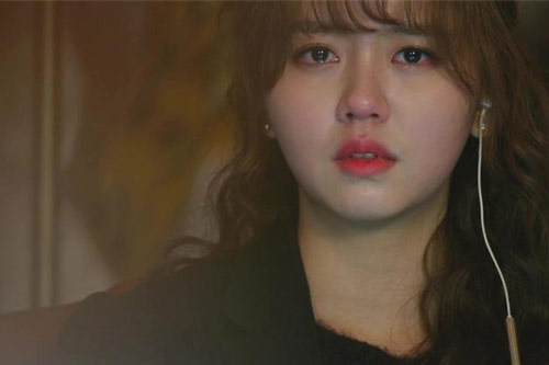 Bắt quả tang chồng ngoại tình, con dâu bị ép ly hôn vì đánh ghen xấu mặt gia đình