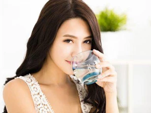 4 sai lầm khi uống nước phá hủy ngũ tạng của bạn, chớ dại mắc phải kẻo hối không kịp