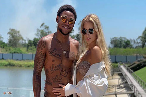 Nàng WAG nóng bỏng bị dọa giết vì có chồng người da màu