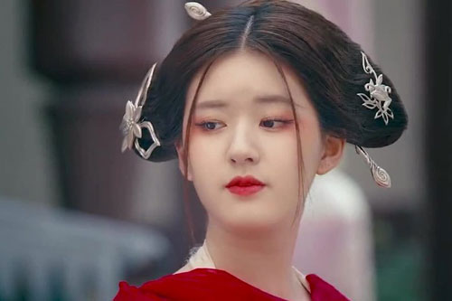 Top 5 nghệ sĩ có tầm ảnh hưởng nhất mạng xã hội Trung Quốc: ‘Choáng’ với vị trí số 1