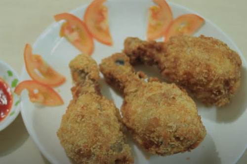 CLIP: Cách làm món gà rán ngon như KFC
