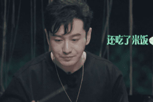 Không có động thái gì trong dịp kỷ niệm 5 năm ngày cưới Angelababy, Huỳnh Hiểu Minh lại tiết lộ điều đáng chú ý trên sóng truyền hình