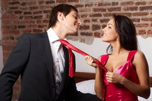 Chồng có "chân dài", chấp nhận hay rũ bỏ?