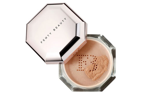 Thoát khỏi nỗi lo mặt đổ dầu với 4 loại phấn phủ tốt nhất