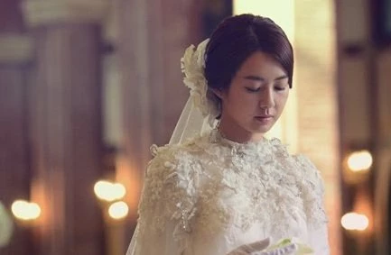 Nhìn các con tiến vào lễ đường, tôi không khỏi hạnh phúc dù trong lòng còn chút lấn cấn. Ảnh minh họa. Nhìn các con tiến vào lễ đường, tôi không khỏi hạnh phúc dù trong lòng còn chút lấn cấn. Ảnh minh họa.
