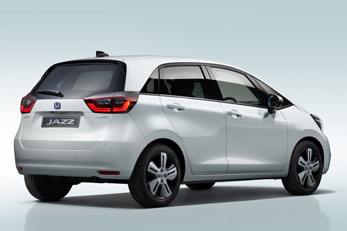 Honda Jazz bỏ xa Toyota Corolla về doanh số