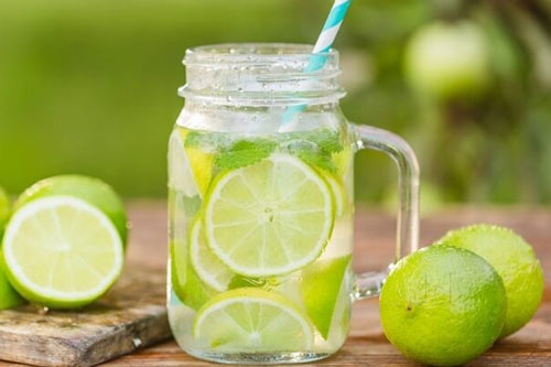 Uống nước chanh kiểu này dễ tổn thọ, chết non nhưng rất nhiều người vẫn vô tư phạm phải