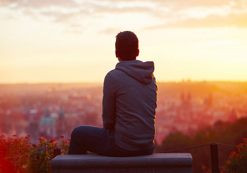 Hơn 20 tuổi, tôi đã tự mua được xe 2 tỷ đồng nhưng giờ lại lạc hướng