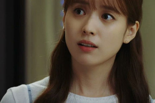 Vừa đoàn tụ sau 3 năm xa cách, chồng bỗng bị vợ bỏ chỉ vì tờ giấy mỏng manh