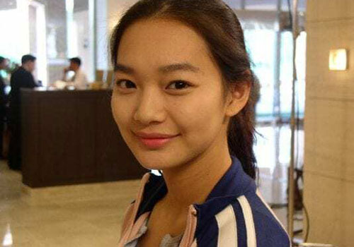 Suzy và Irene cạnh tranh danh hiệu 'nữ thần mặt mộc' Kbiz