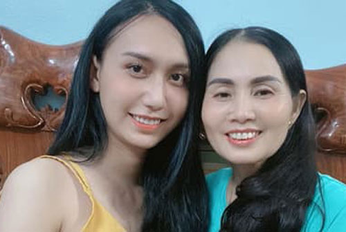 Lynk Lee được mẹ chăm tốt tăng hẳn 5kg, dân tình lại cứ ngỡ tiêm filler quá đà