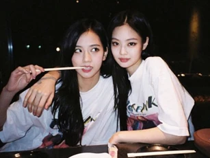 Top 5 bộ đôi visual đỉnh nhất của nhóm nữ Kpop gen 3: Jennie và Jisoo dẫn đầu
