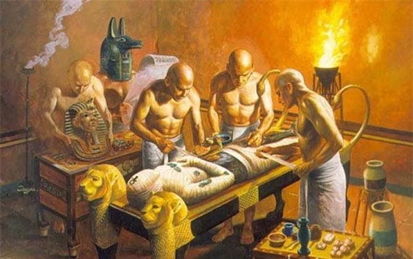 Những kẻ trộm mộ thậm chí từng xâm phạm những ngôi mộ Ai Cập cổ đại để trộm những phần xác ướp
