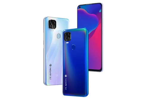 Axon 11 SE 5G có 2 màu sắc là trắng và xanh. Giá bán của phiên bản RAM 6 GB/ROM 128 GB là 1.998 Nhân dân tệ (tương đương 6,51 triệu đồng). Phiên bản RAM 8 GB/ROM 128 GB có giá 2.298 Nhân dân tệ (7,48 triệu đồng). Nếu muốn tậu bản RAM 8 GB/ROM 256 GB, khách hàng phải bỏ ra 2.598 Nhân dân tệ (8,46 triệu đồng).