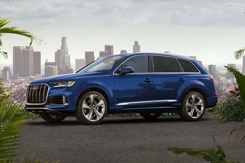 Audi Q7 2020.