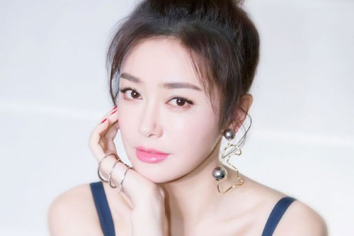 7 bước massage giúp khuôn mặt thon gọn mà không cần đến 'dao kéo'