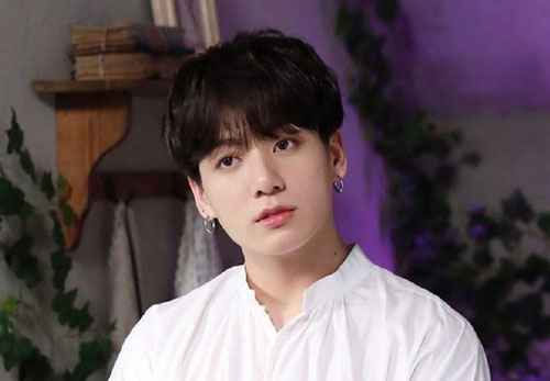 Hậu lùm xùm ổ dịch hộp đêm Itaewon, Jungkook (BTS) trực tiếp xin lỗi