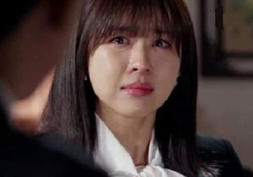 Lam lũ bao năm cùng chồng trả nợ, khi có đầy đủ tôi lại ứa nước mắt nhìn anh bên tình trẻ