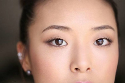 Bỏ 1 giây nhìn tướng mí mắt, có thể biết số sướng - khổ của một người