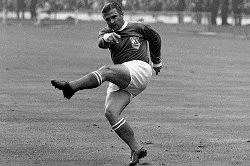 3. Ferenc Puskas (Hungary và Tây Ban Nha - Ghi 84 bàn thắng/89 trận đấu).