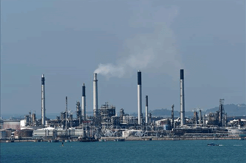 Giá xăng, dầu (9/6): "Quay đầu" giảm