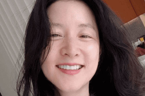 “Nàng Dae Jang Geum” khoe mặt mộc 100%, lộ cả dấu hiệu lão hóa nhưng dân mạng Hàn lại có phản ứng bất ngờ