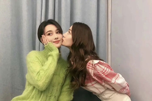 Trương Hinh Dư không muốn hợp tác cùng Địch Lệ Nhiệt Ba