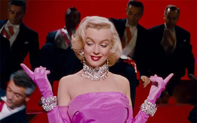 Nhan sắc khuynh đảo một thời của biểu tượng điện ảnh Marilyn Monroe - Ảnh 5.