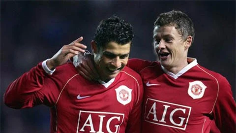 Solskjaer hết lời tán dương, mở cửa để Ronaldo trở lại MU