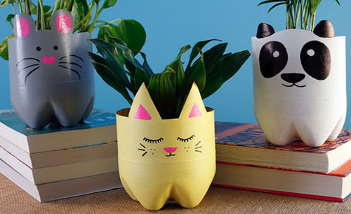 CLIP: Hướng dẫn tái chế chai nhựa thành chậu trồng hoa độc đáo